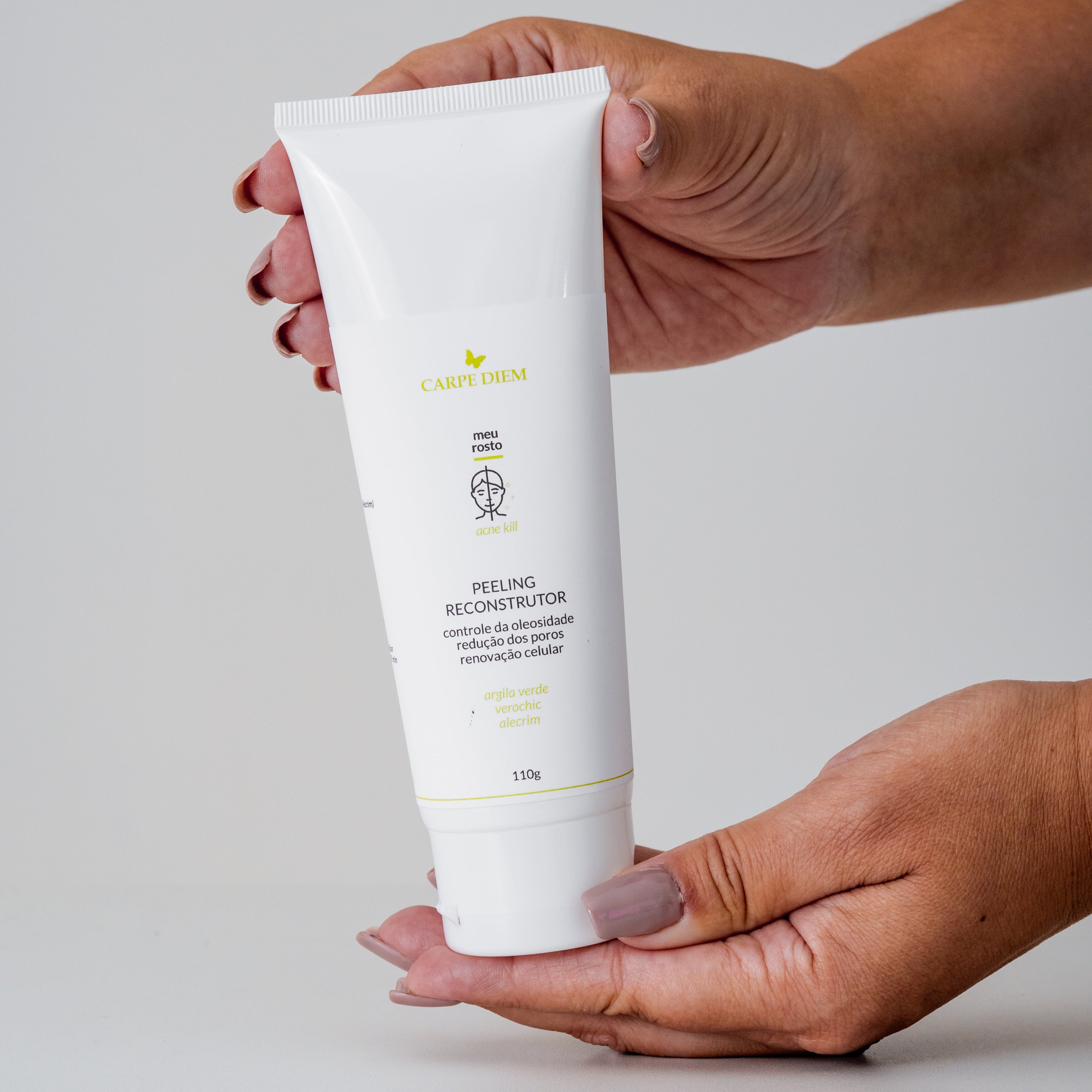 PEELING RECONSTRUTOR 110g - Argila Verde, Verochic e Alecrim - Renova a pele, reduz poros dilatados e controla a oleosidade