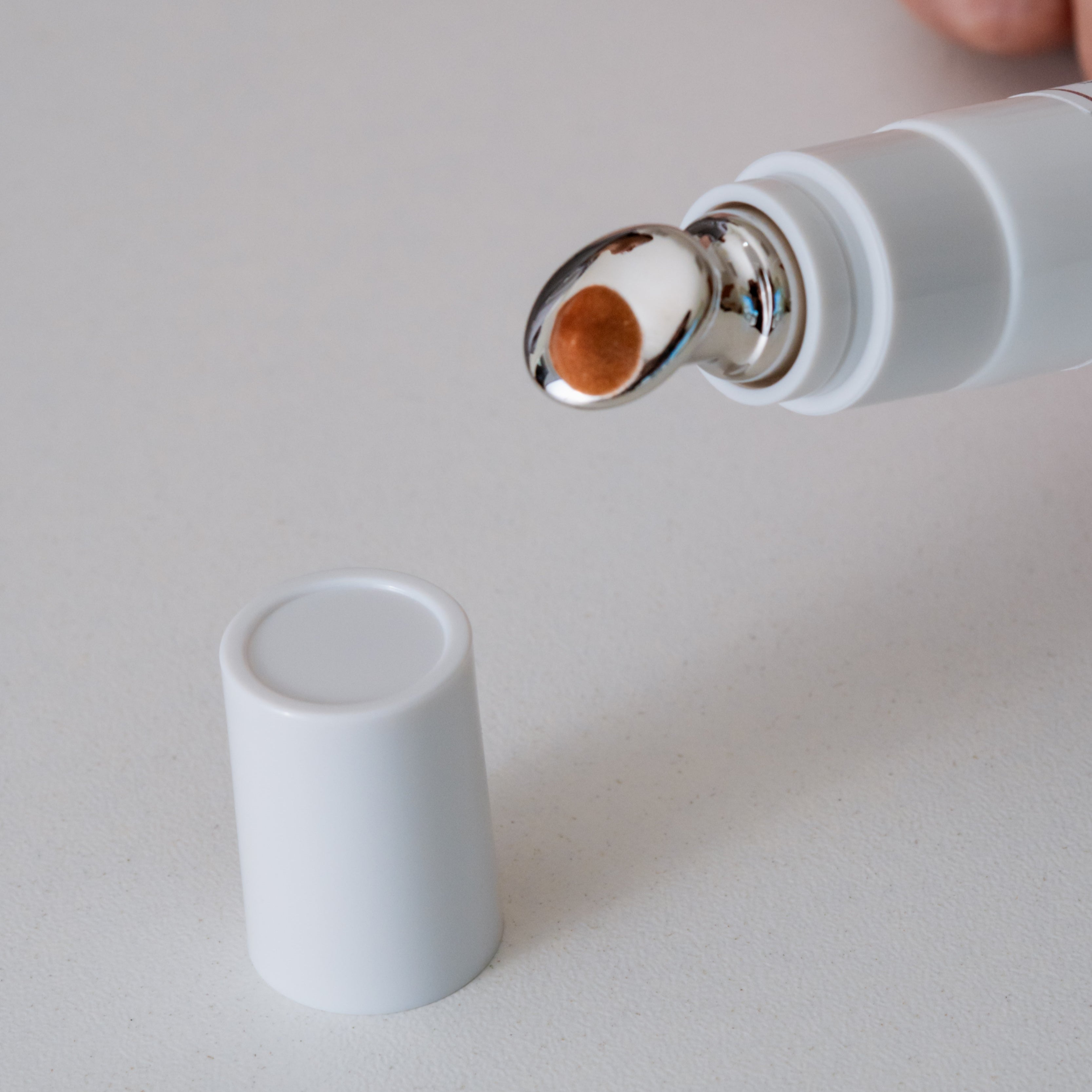 REJUVENESCEDOR DOS OLHOS 15g - Aldavine e Argireline - Trata a pele delicada da área dos olhos