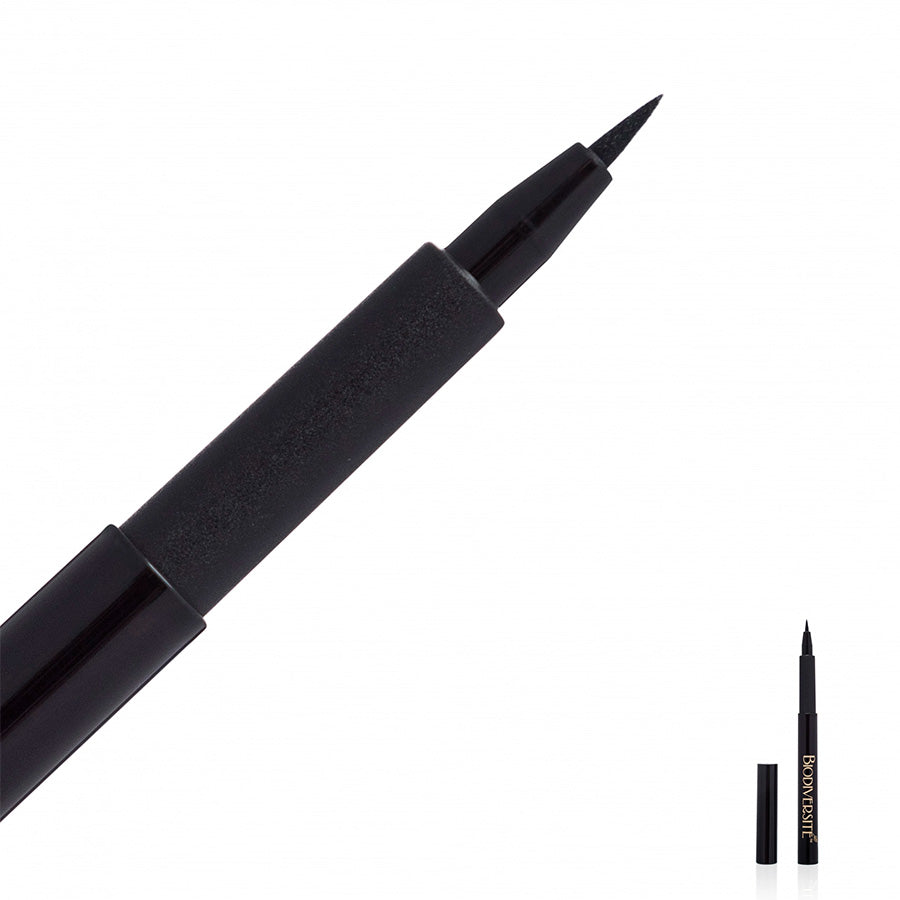 Delineador preto em caneta - Night cat eyes pencil